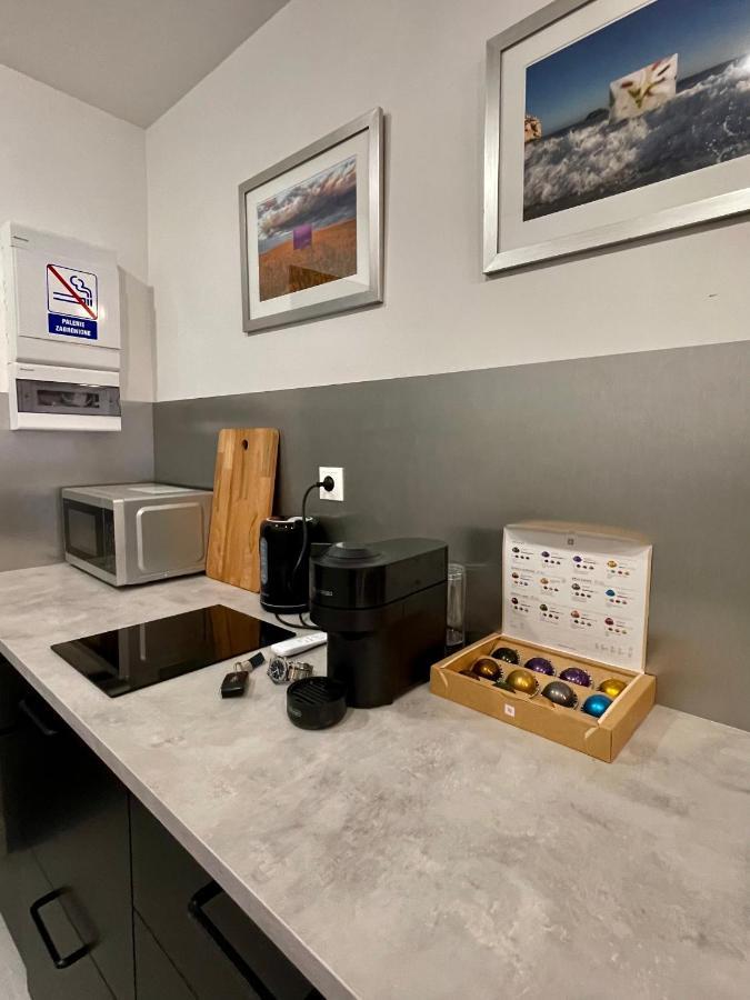 Plac Wolnosci 6 Contactless Check-In 24H Poznań Buitenkant foto