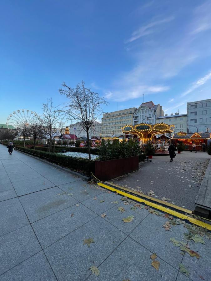 Plac Wolnosci 6 Contactless Check-In 24H Poznań Buitenkant foto