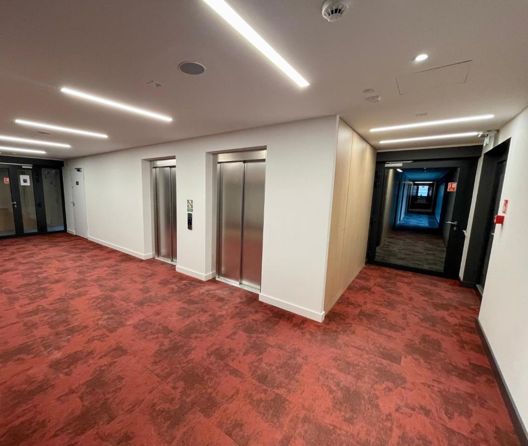 Plac Wolnosci 6 Contactless Check-In 24H Poznań Buitenkant foto