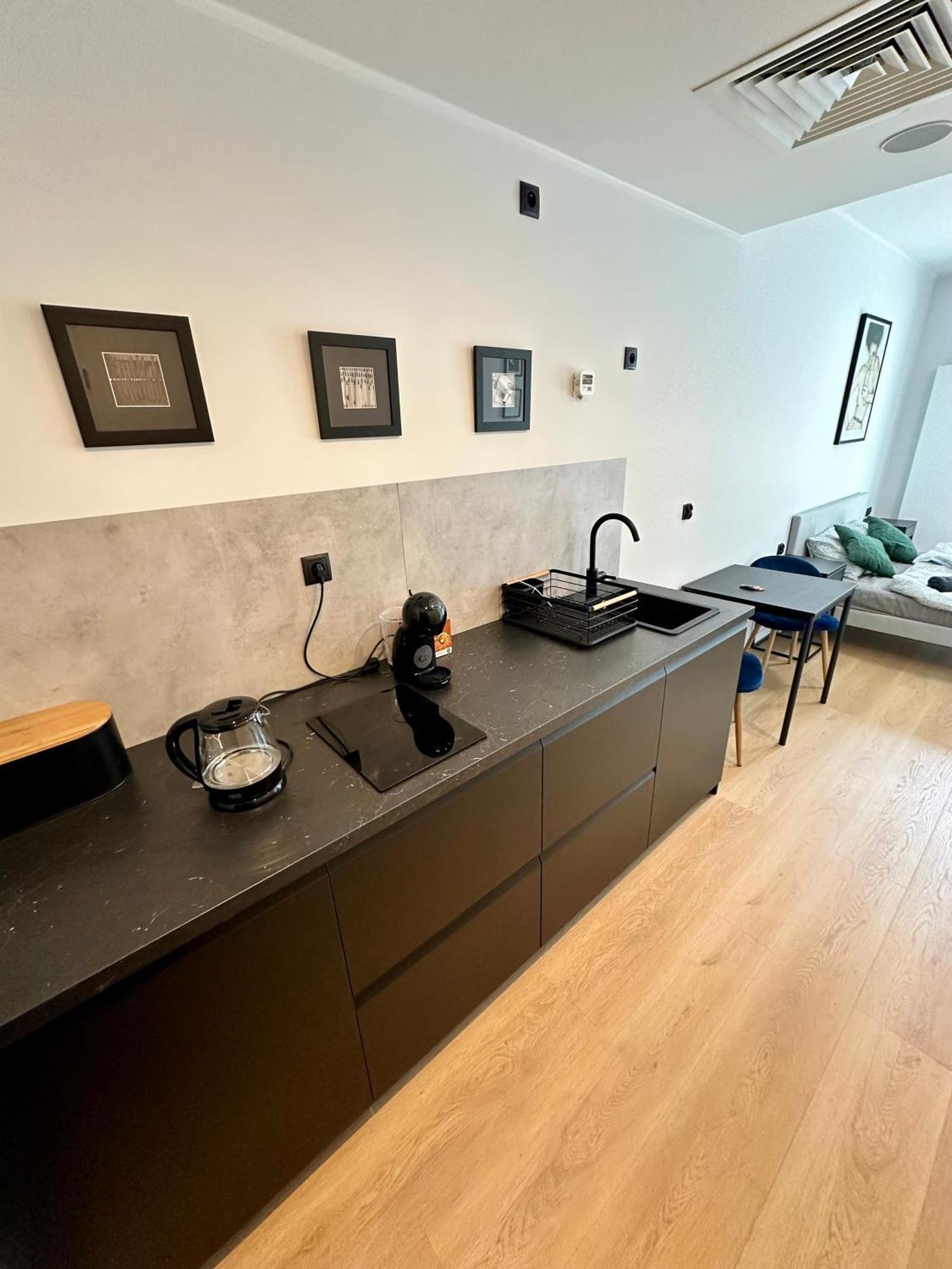 Plac Wolnosci 6 Contactless Check-In 24H Poznań Buitenkant foto